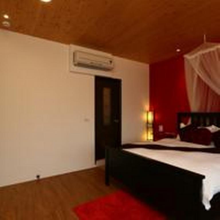 Red Chimney Hostel หลัวตง ภายนอก รูปภาพ